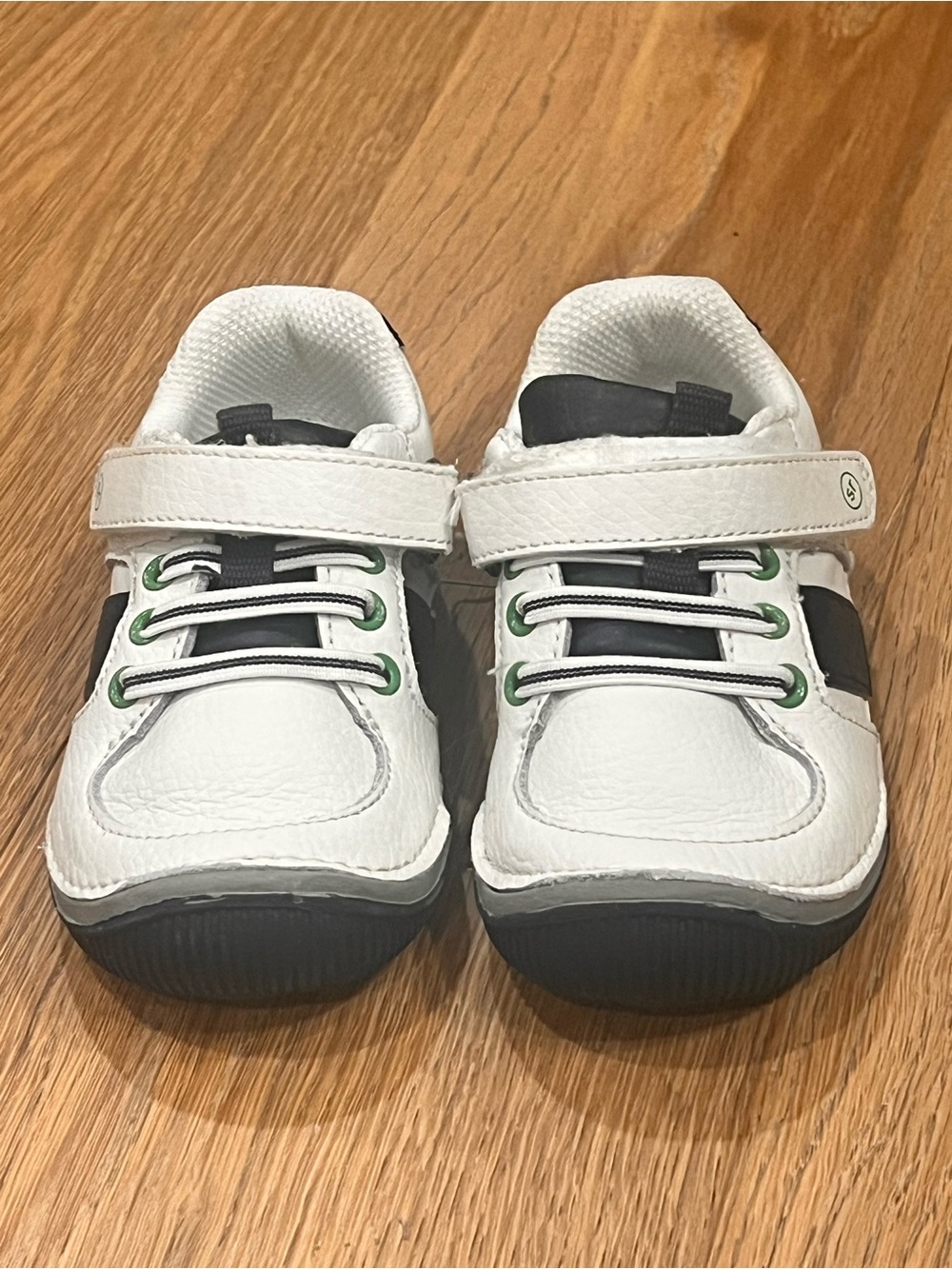 Stride Rite Navy White and  Gray Kids Walkers Sneakers Size 7.5 Wide
